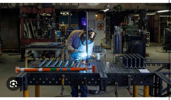 Welding Service Plate Bending and Laser Cutting Large Machining Capability